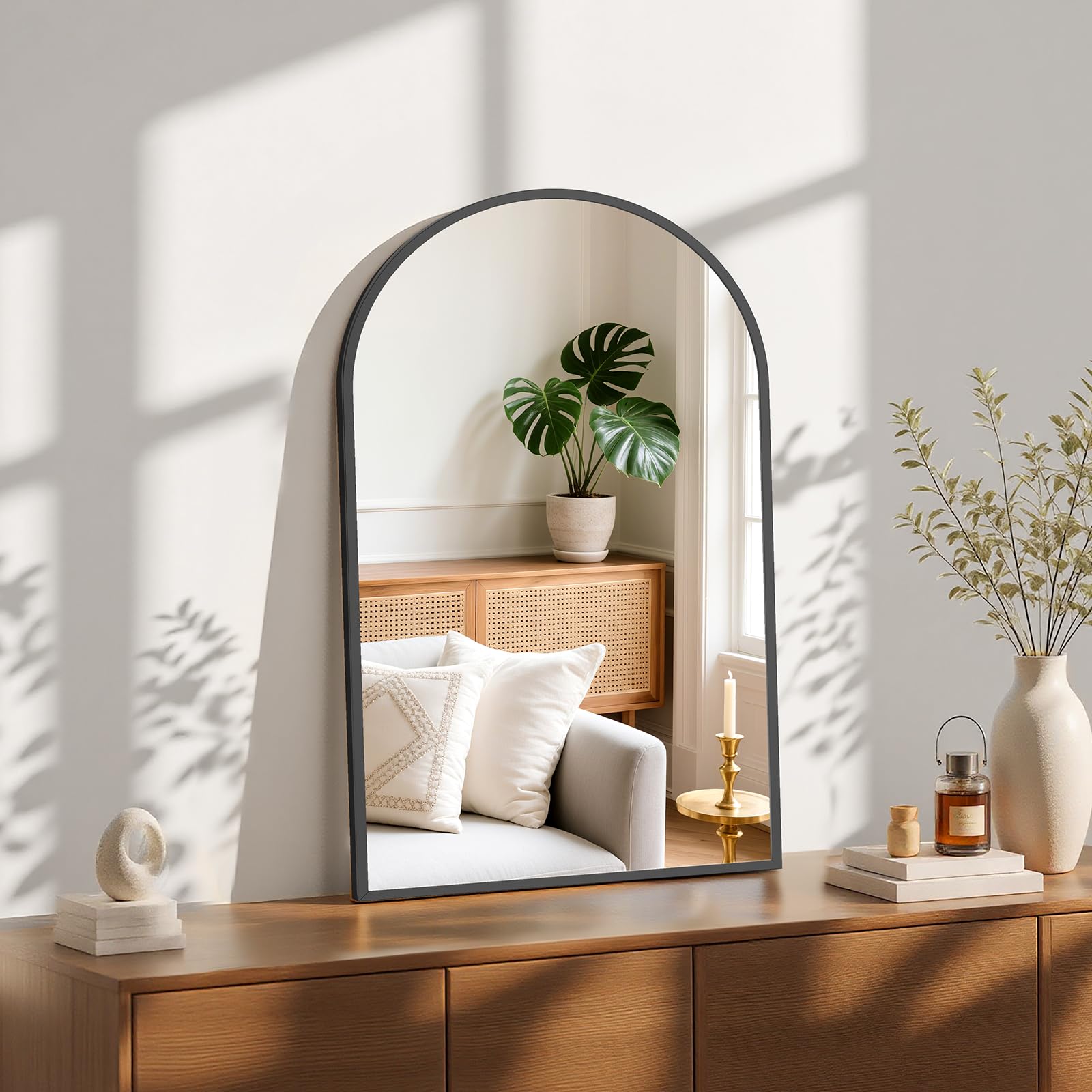 Sweetcrispy HD shatterproof glass mirror delivers true reflections with added safety.
