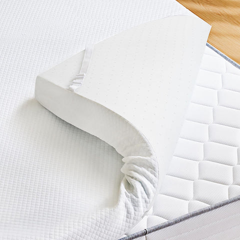 Sweetcrispy king topper removable cover closeup for easy care and fresh sleep surfaces.