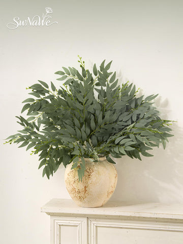 SWNAWE Italian Ruscus bouquet-stem ideal for easy DIY bridal bouquets.