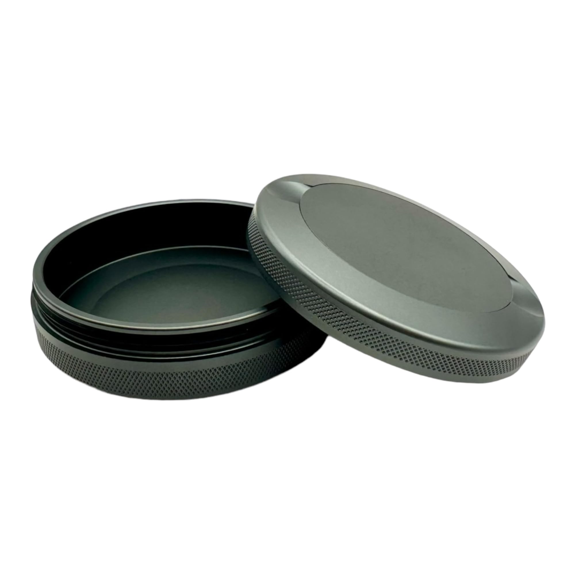 Syn Tin 3.0 metal can is compact and portable for everyday carry.