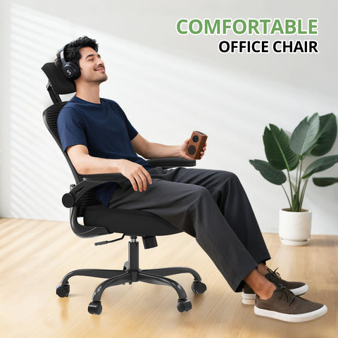 Synorla large mesh back with airflow enhances comfort during long hours.