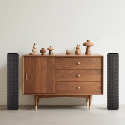 Sziqiqi honeycomb texture floor vase enhances modern living spaces.