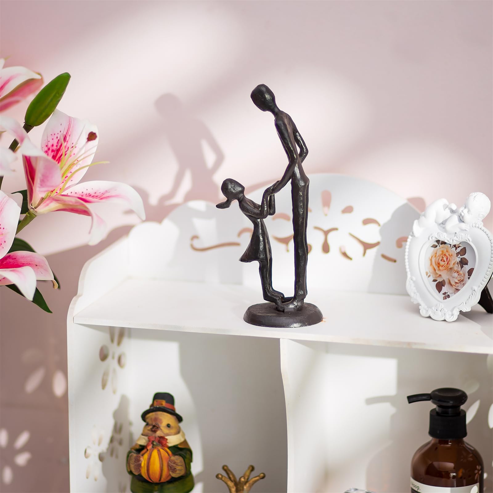 Sziqiqi emotional kinship figurine for meaningful home display