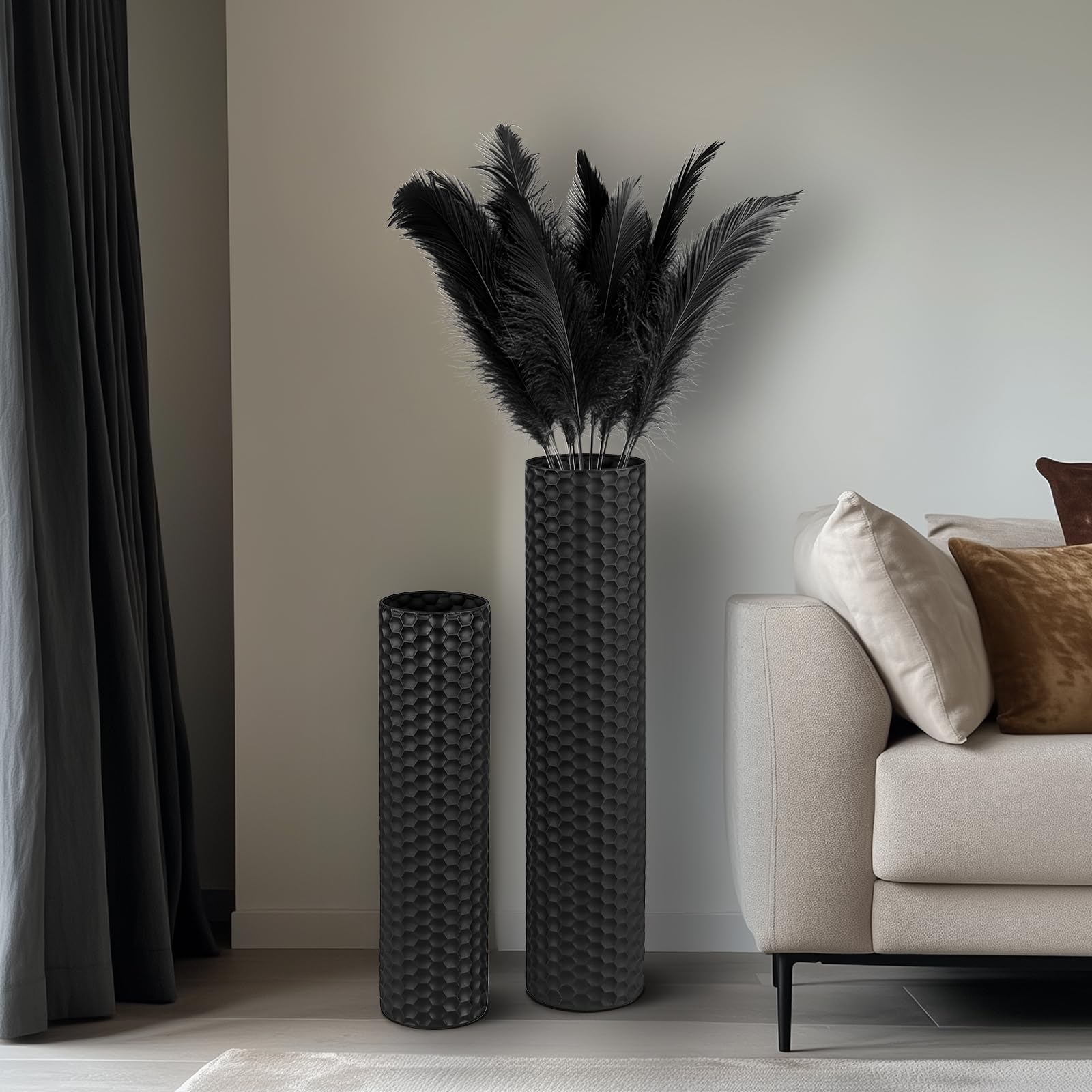 Sziqiqi versatile floor vase suited for indoor and office spaces