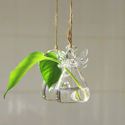 Sziqiqi hand-blown borosilicate glass angel vase for durable display.