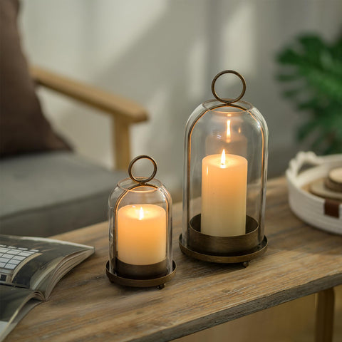 Sziqiqi hurricane lantern with glass dome protecting the flame from drafts