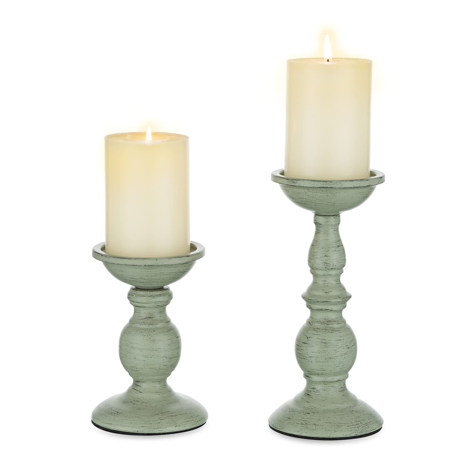 Sziqiqi Retro Iron Candle Holder small pillar display for a cozy ambiance.