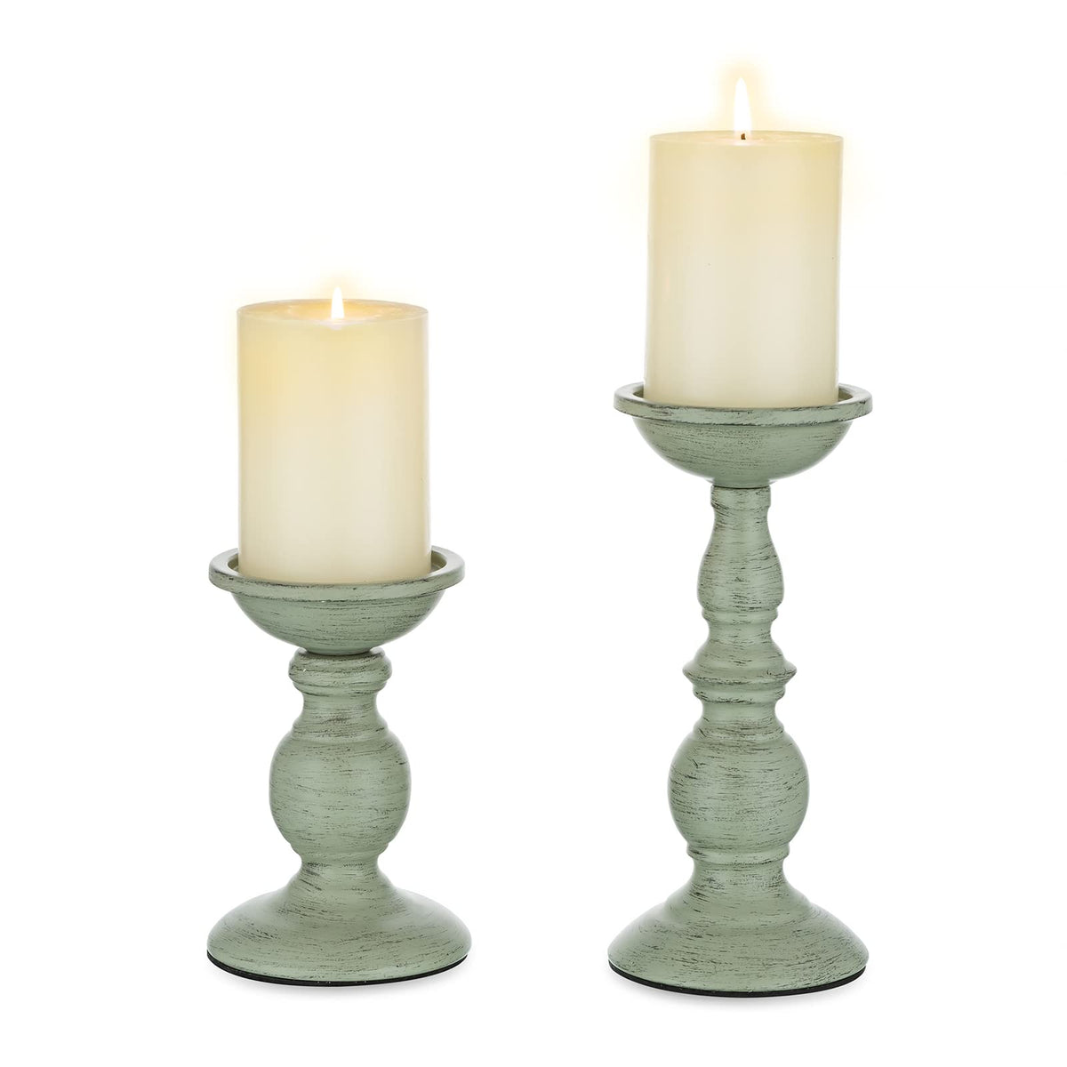 Sziqiqi Retro Iron Candle Holder small pillar display for a cozy ambiance.