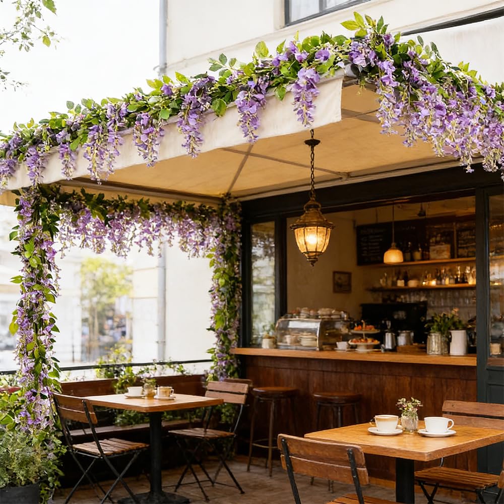 SzJias easy-care wisteria garland is maintenance-free for events.