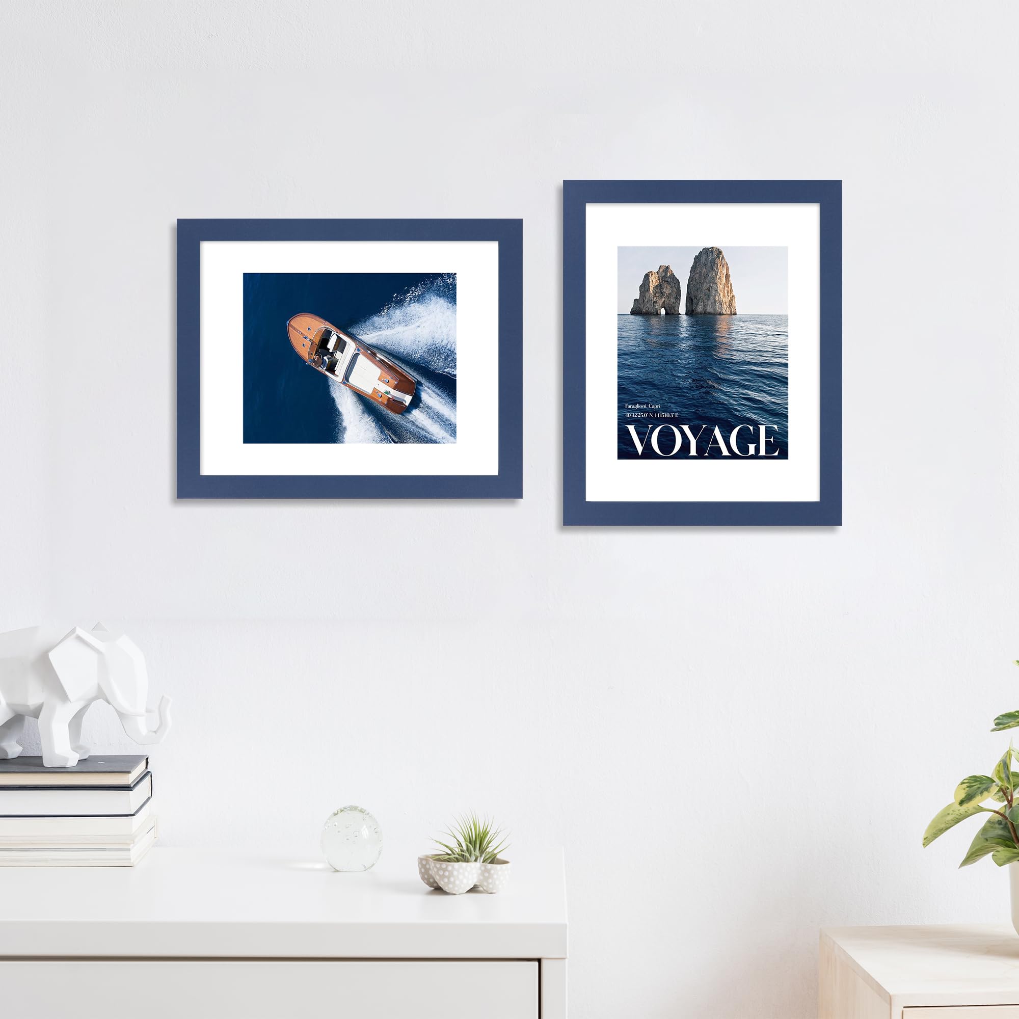 SZYUU frame back panel with hang hardware enables easy wall display