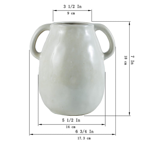 Tanvecle white ceramic vase perfect for weddings or party centerpieces.