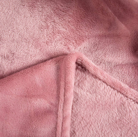 TASTHROW machine-washable blanket for easy care