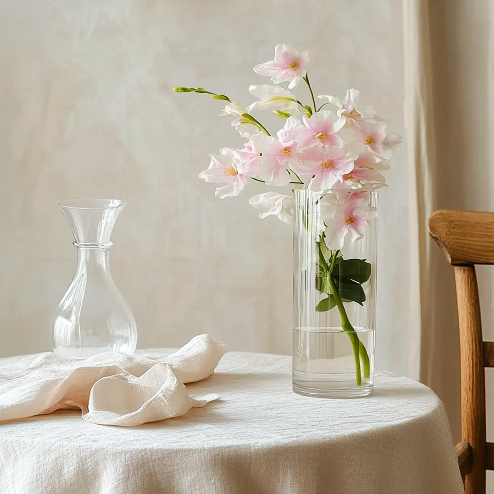 TBWIND clear glass vase with stable base suitable for candles and stems