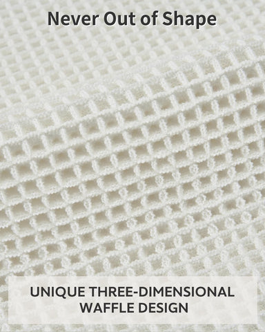 Tchdio decorative waffle bath rug adds modern style to any bathroom.
