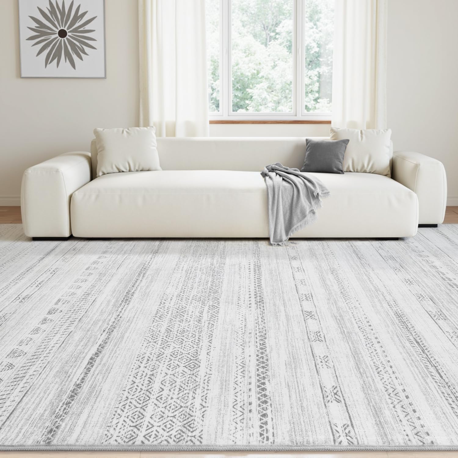 Tchdio Moroccan distressed pattern rug shows soft texture and vintage vibe.