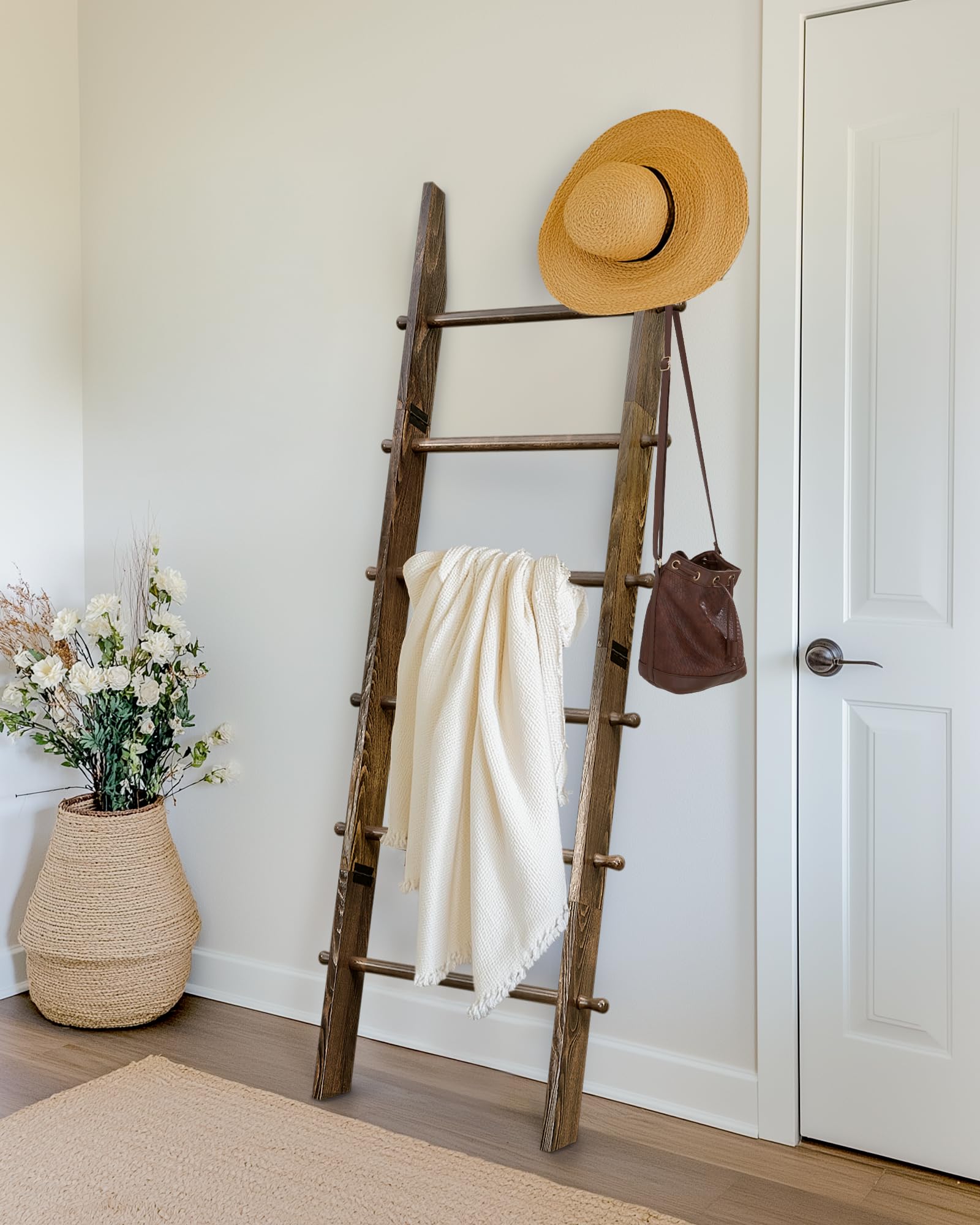 TEAKMAMA blanket ladder dimensions 18.1W by 66.2H for compact spaces.