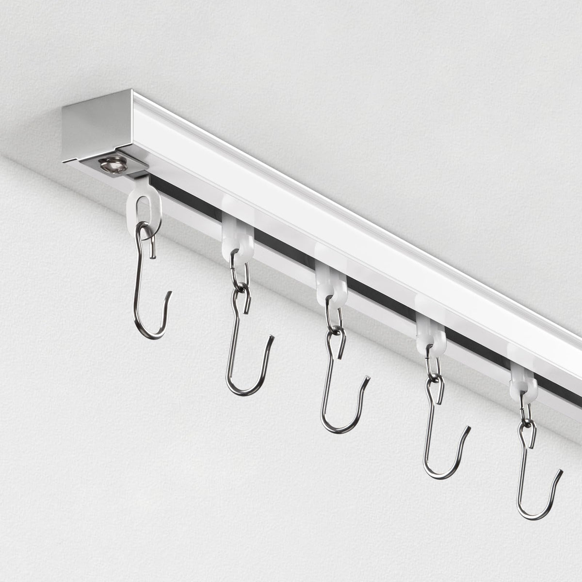 TEAKMAMA ceiling curtain track aluminum close-up shows rust-free durability for long-lasting use