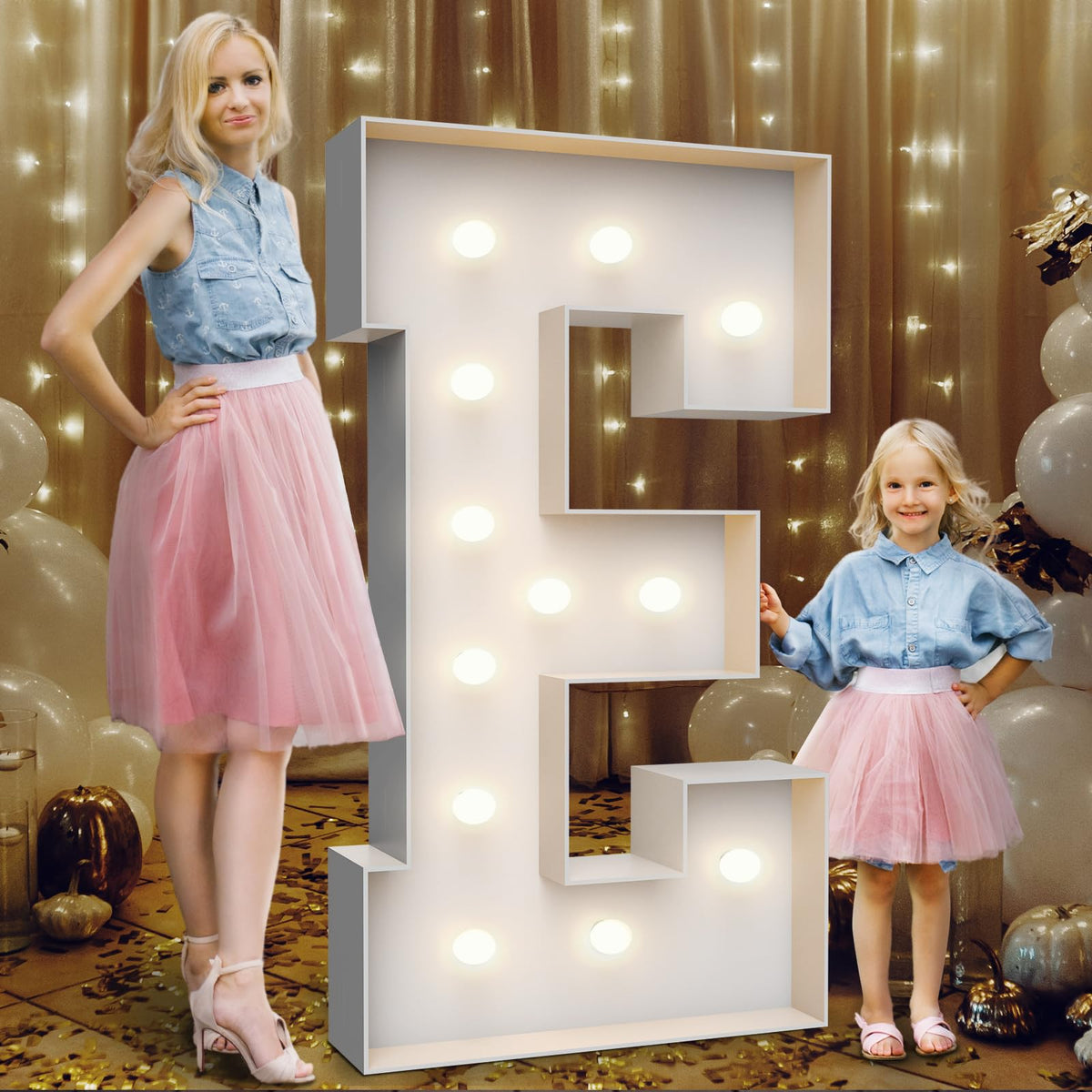 Teebloom 4ft E marquee light creates a dramatic birthday or wedding backdrop.