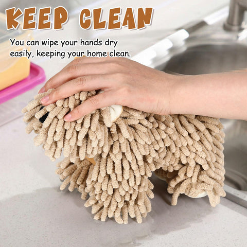 Tegeme machine-washable dog towel for easy care.