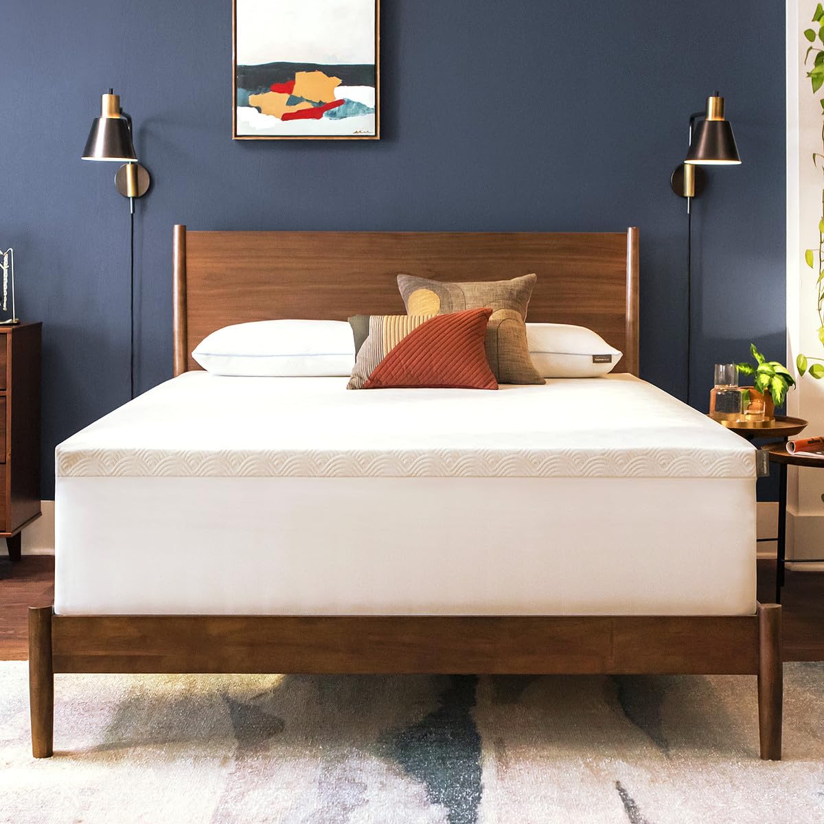 Tempur-Pedic Cloud topper 2in foam close-up showing adaptive comfort for pressure points