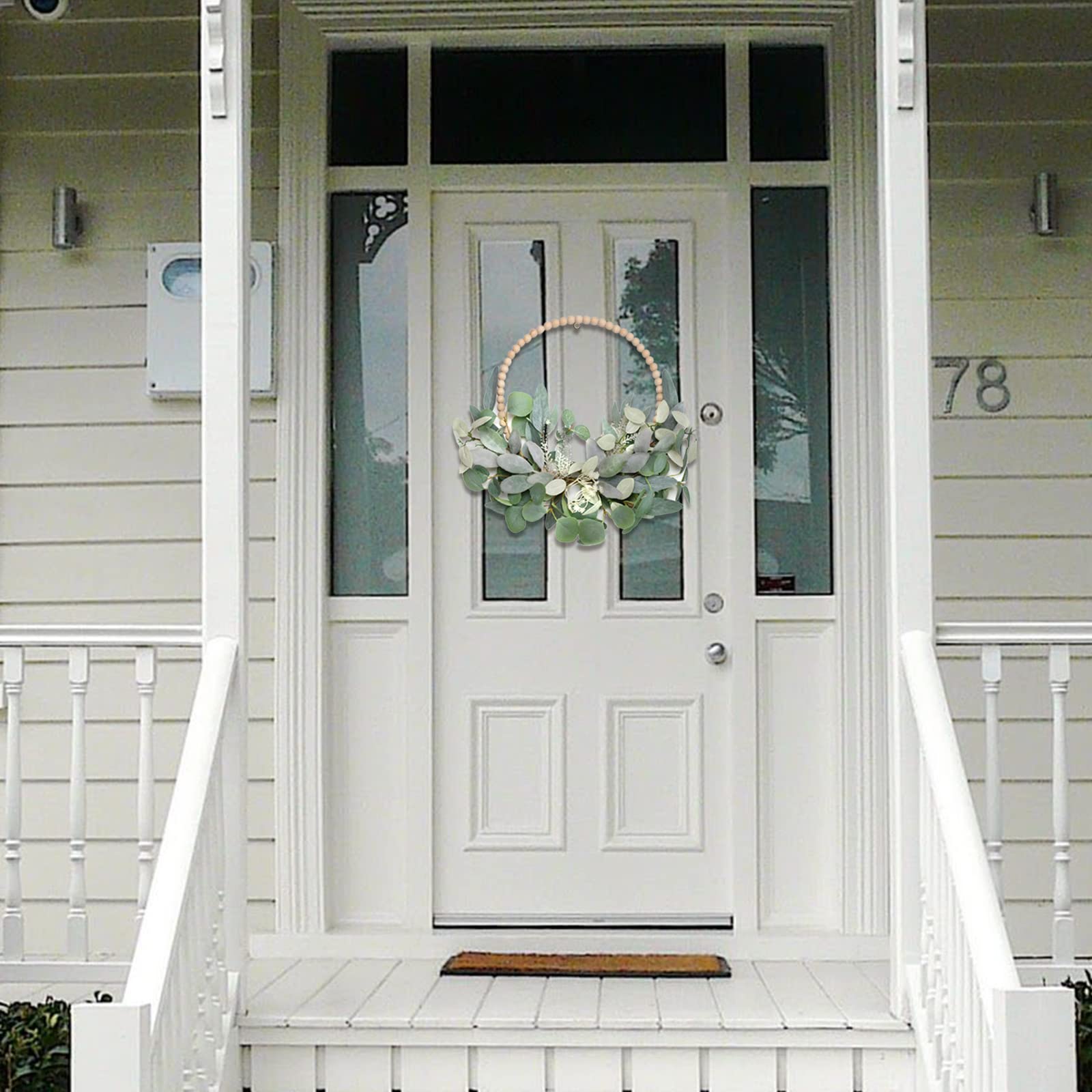 TEMPUS wreath under sun emphasizes UV-resistant color retention