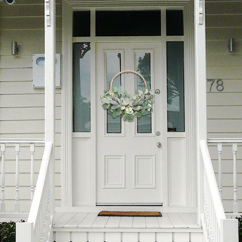 TEMPUS wreath under sun emphasizes UV-resistant color retention