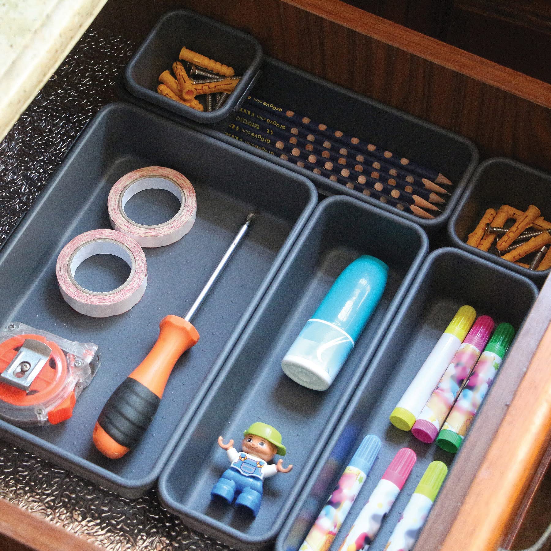 TENABORT multi-drawer-layout showcases versatile arrangement options.