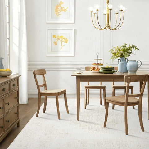 TENGTENGLINK vintage-pattern rug adds timeless charm to interiors.