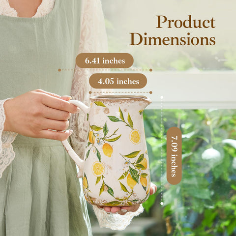 Teweiqi 7-inch vase serves as a versatile centerpiece for tables.