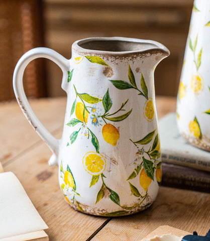 Teweiqi table top decorative vase for everyday styling.