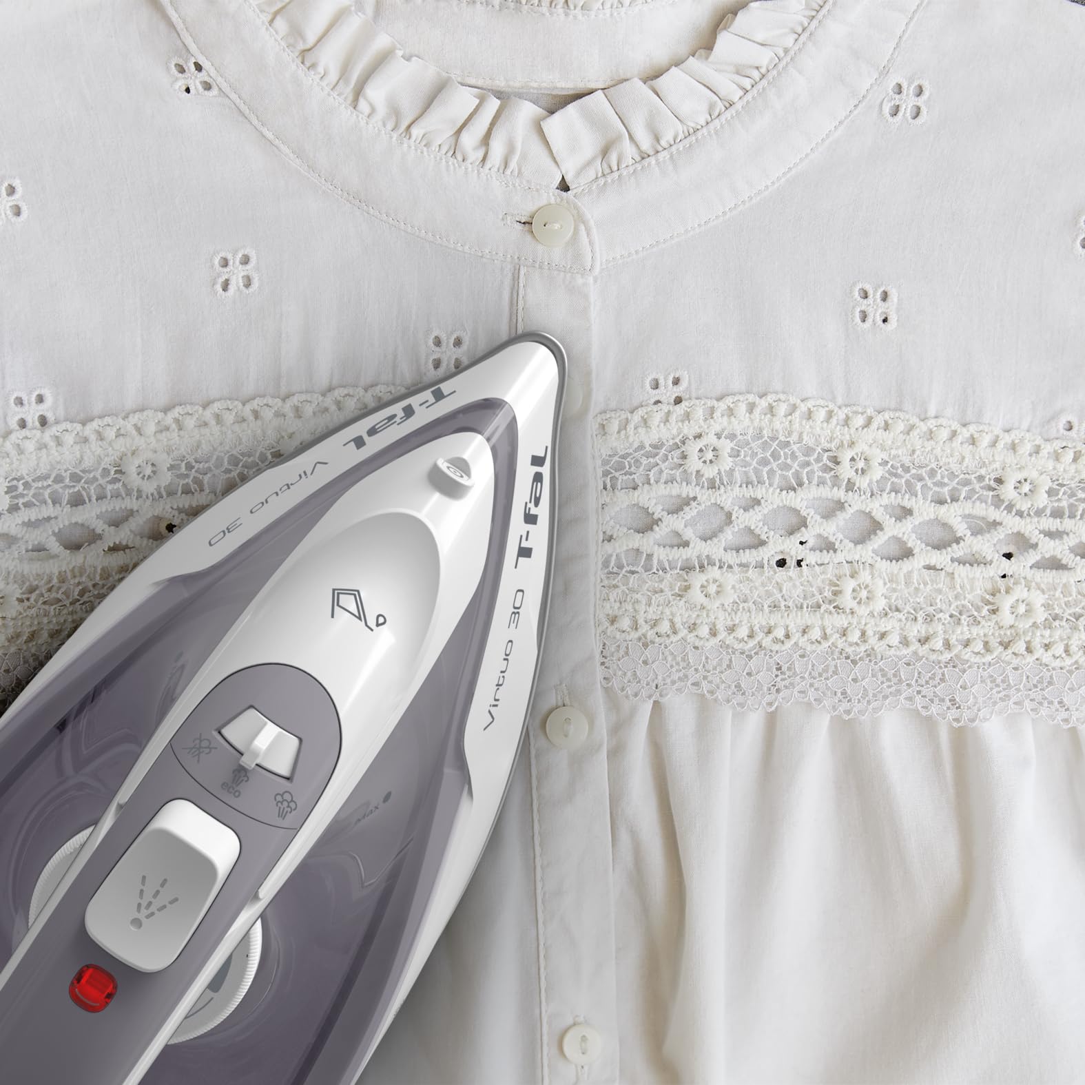 T-Fal Virtuo Steam Iron auto-off feature for safe, worry-free ironing sessions.