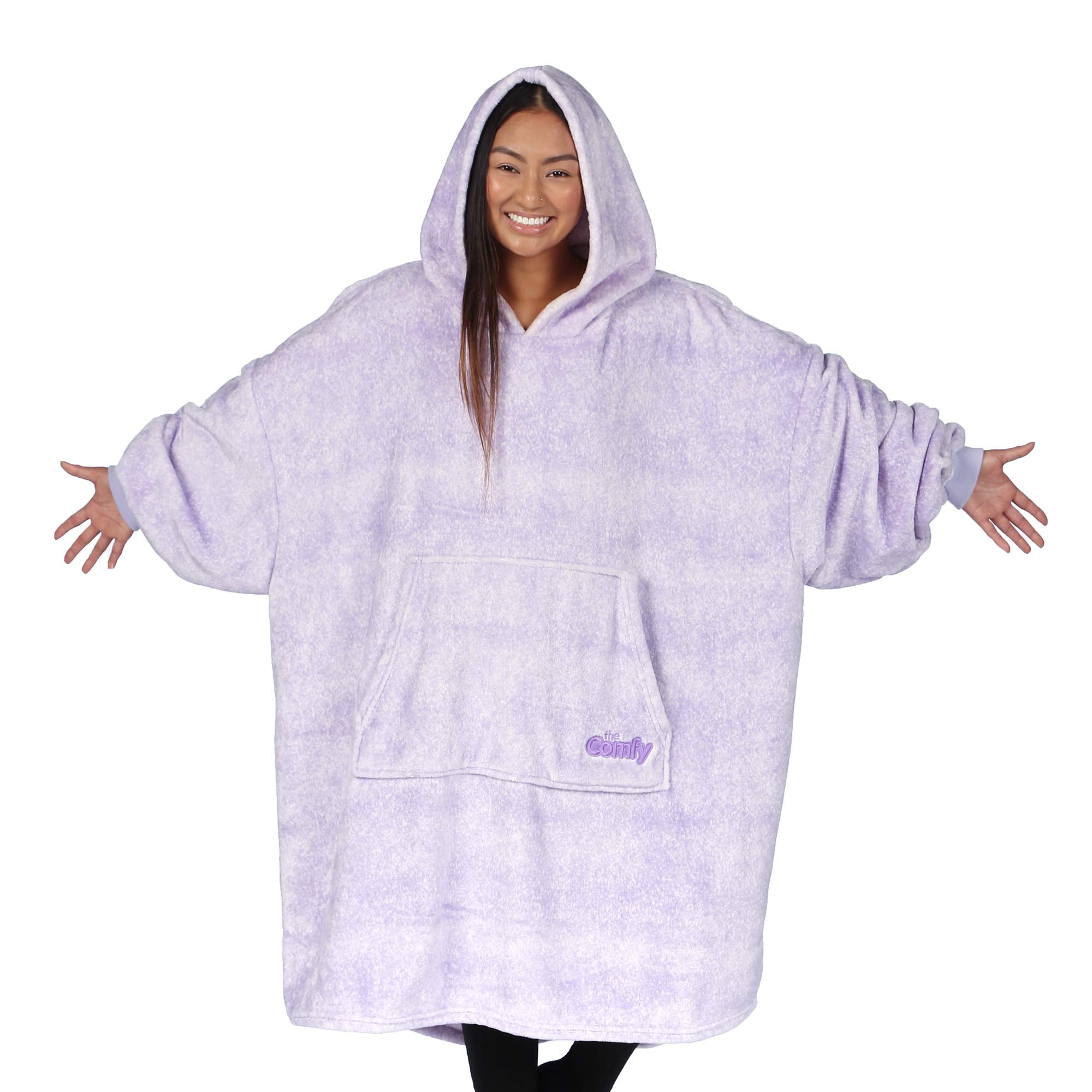 THE COMFY Dream hood and pocket: cozy wearable blanket ready for relaxing nights.