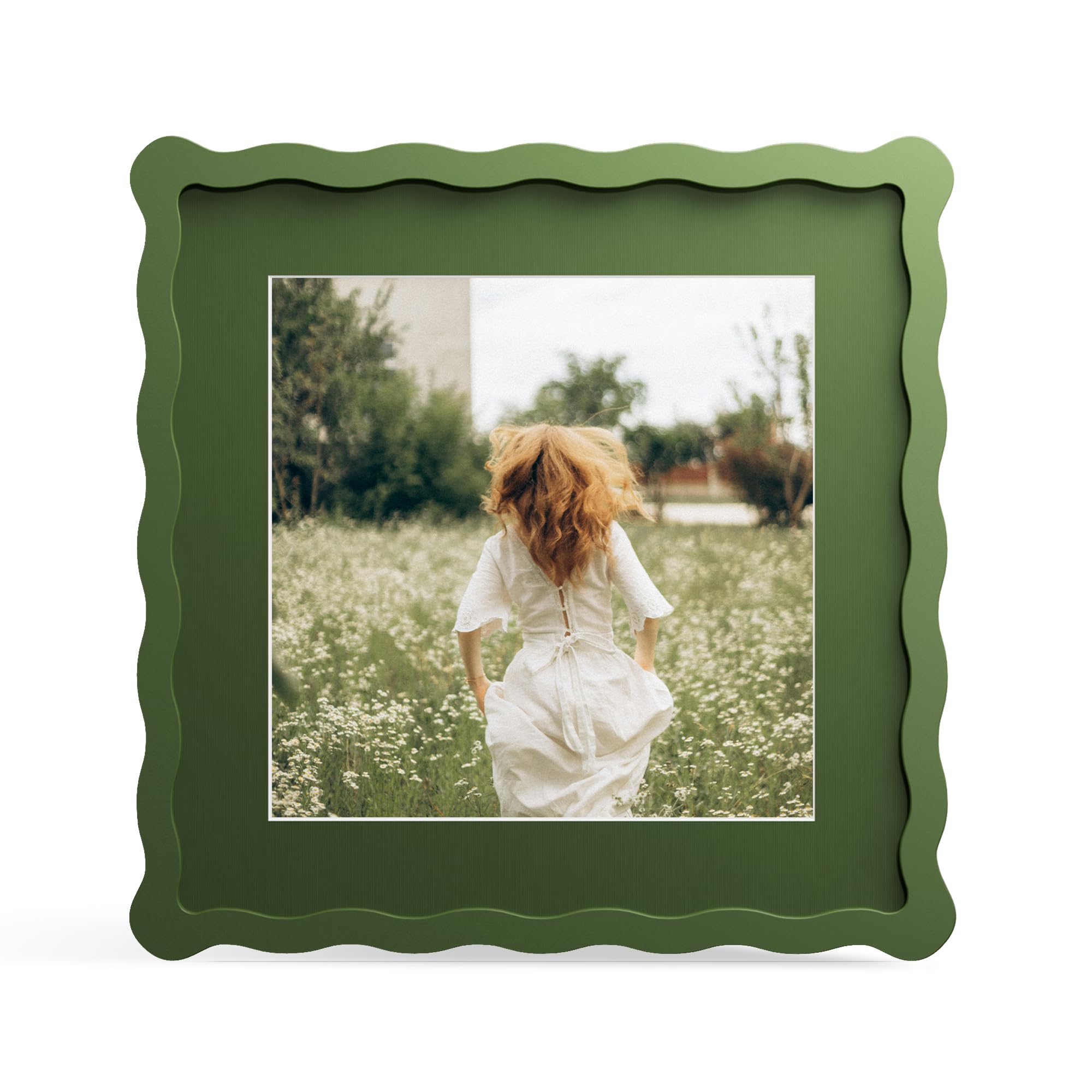 THKRLOF 10x10 frame with mat for 8x8 photos, crisp display.