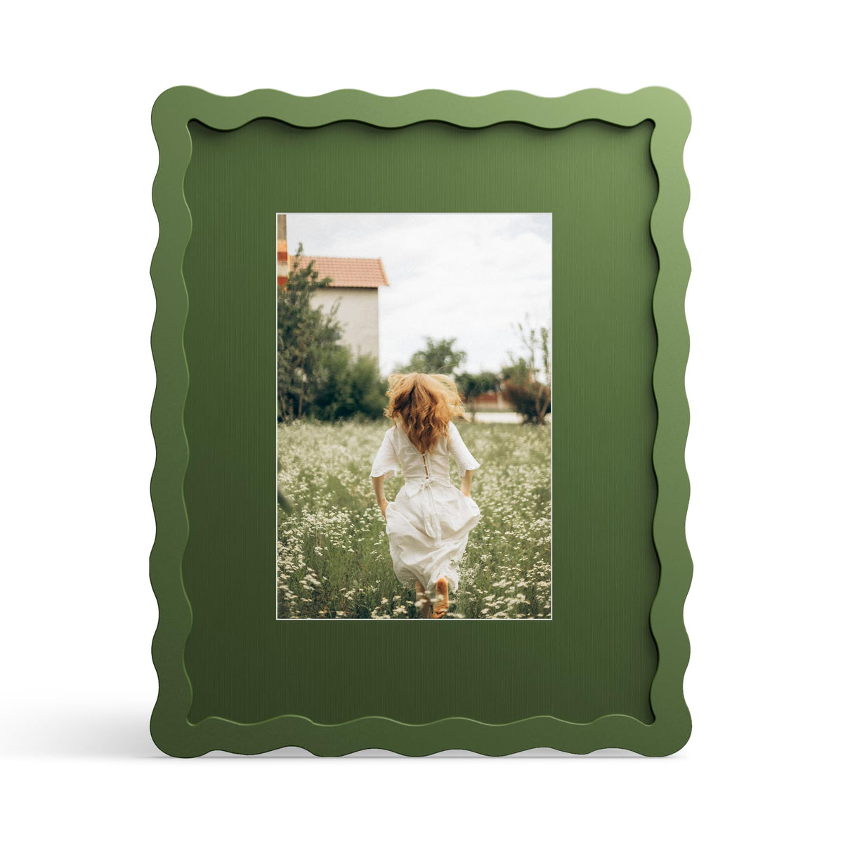 THKRLOF 8x10 green frame with wavy edge displaying memories clearly.