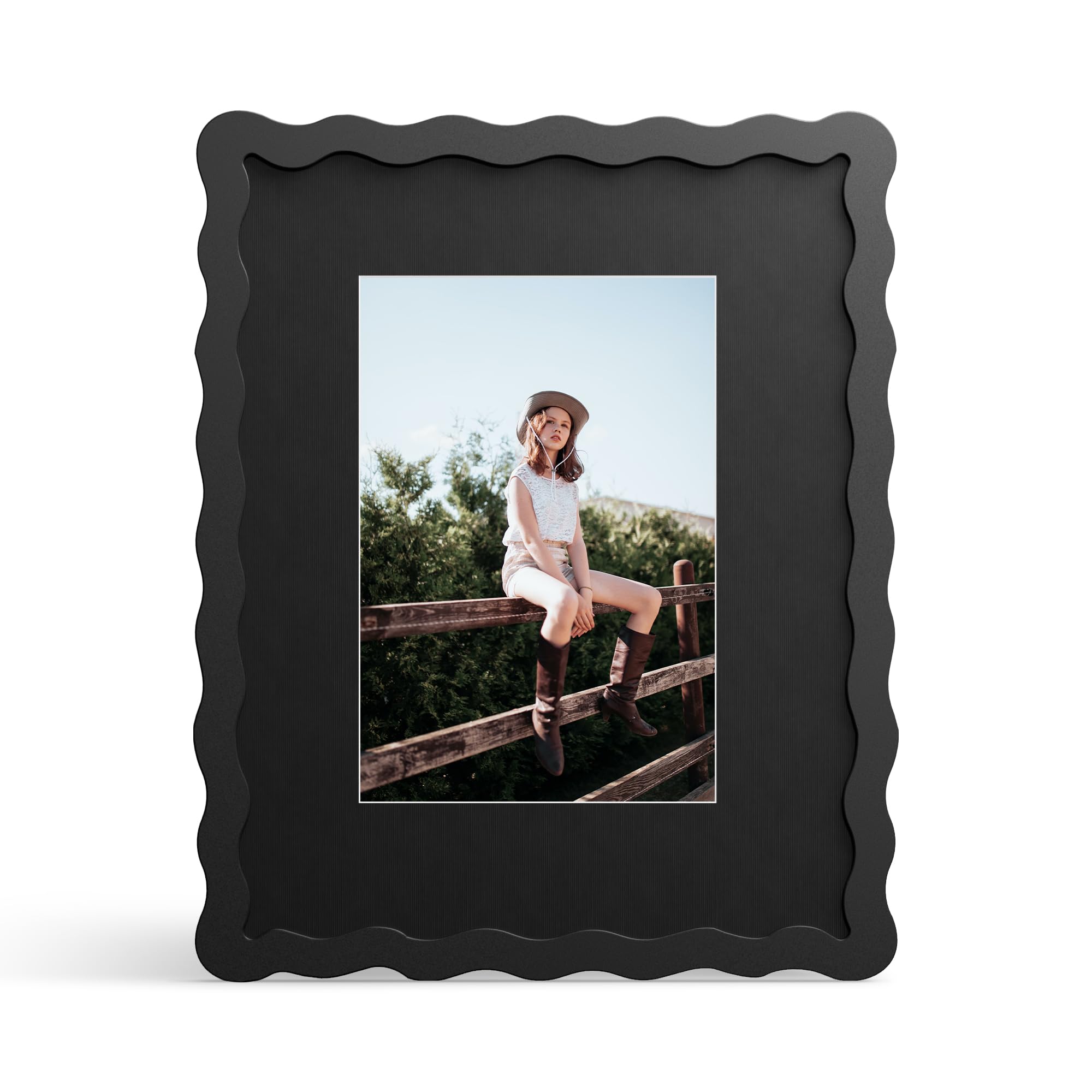 THKRLOF 8x10 frame with mat front view showcases a ready-to-display 5x7 photo.