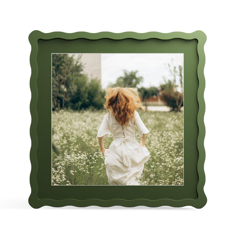THKRLOF green 12x12 frame with wavy edge protects photos with real glass.