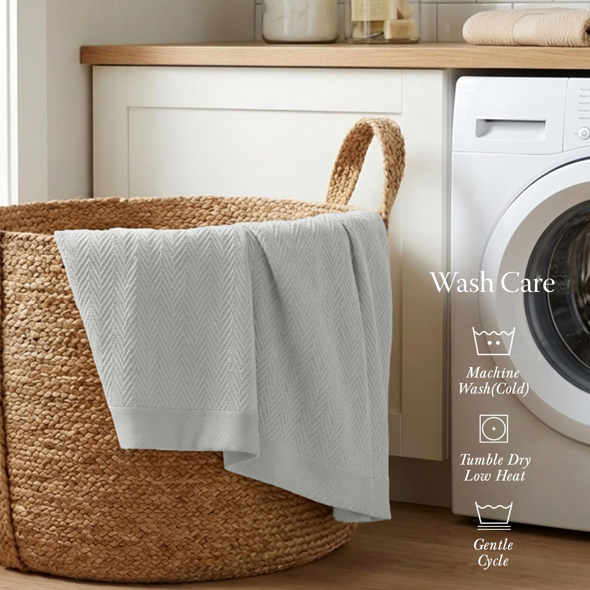 Threadmill all-season cotton blanket with breathable fabric for day-to-day comfort.
