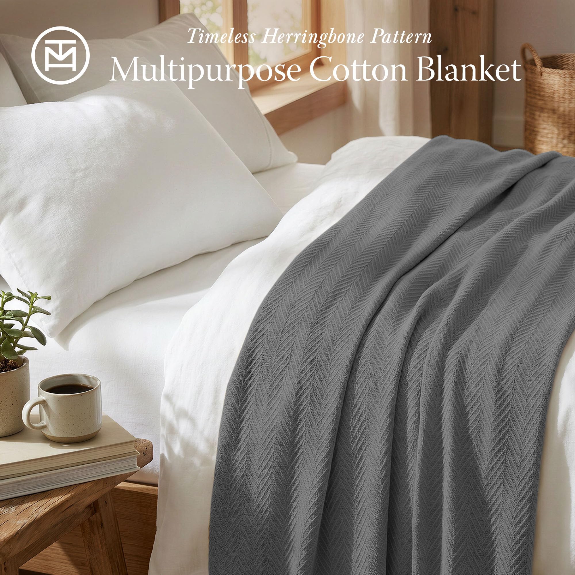 Threadmill king-size blanket with soft-touch fabric for lounging and reading