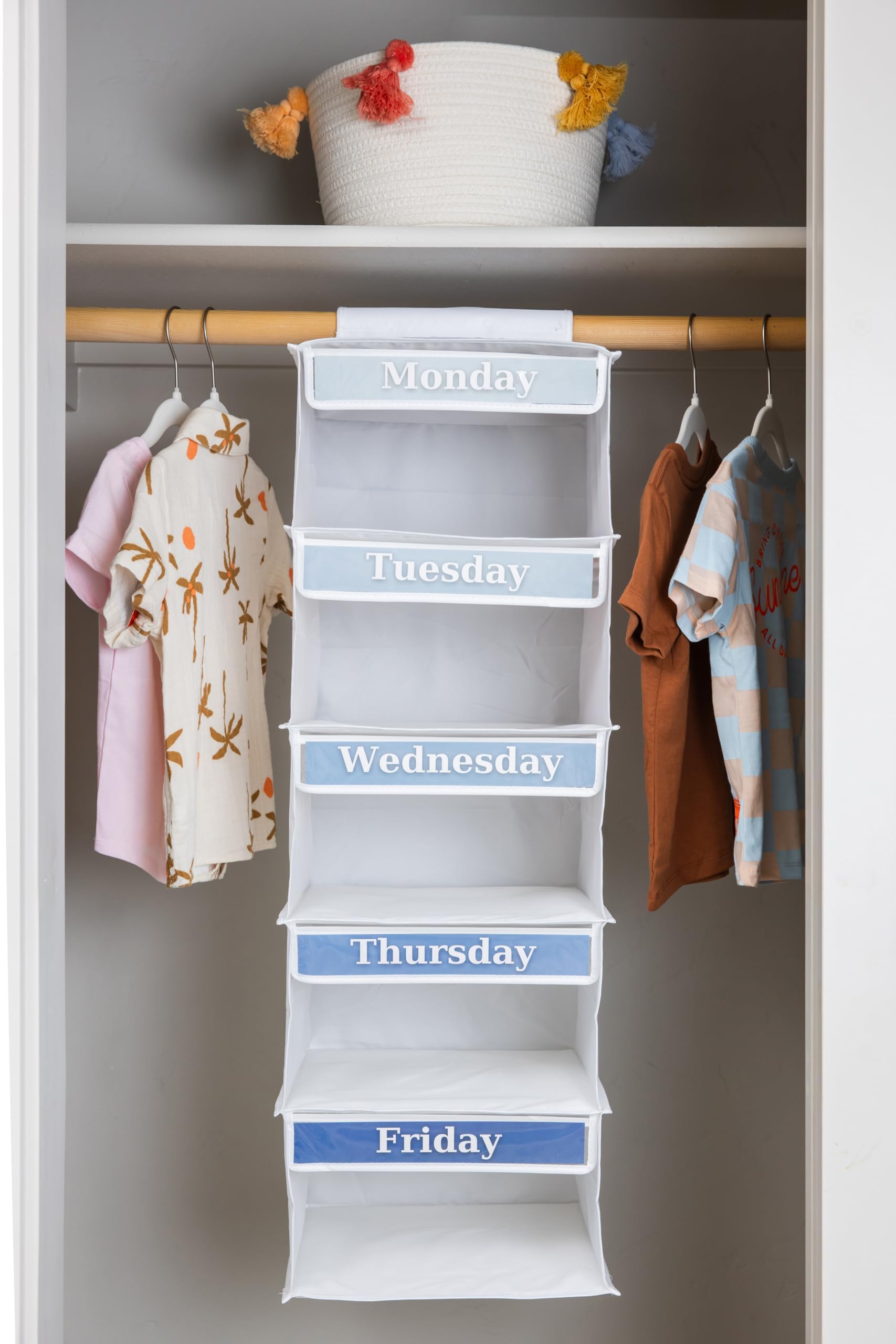 Three Sweet Peas Co weekly organizer helps streamline busy mornings