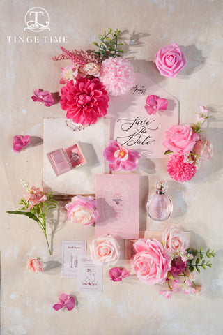 TINGE TIME corsages and boutonnieres with easy-to-shape stems.