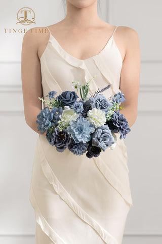 TINGE TIME violets, epiphyllum, orchid; versatile decor for events.