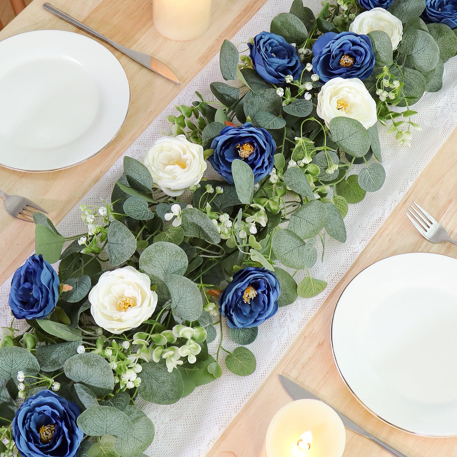 TOCHGREEN 2-pack garland with blue-white roses accents home decor