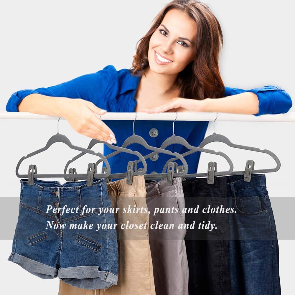 TOFIIGREM 40-pack velvet clips simplify closet organization.