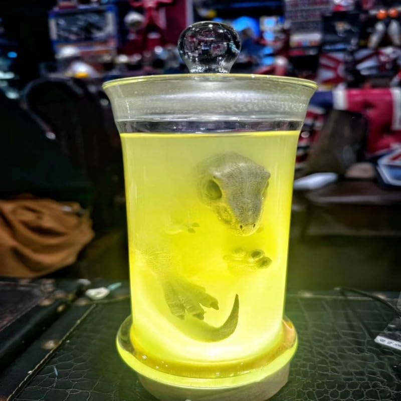 Tongqic lightweight dino lamp on a desk is portable and easy to place