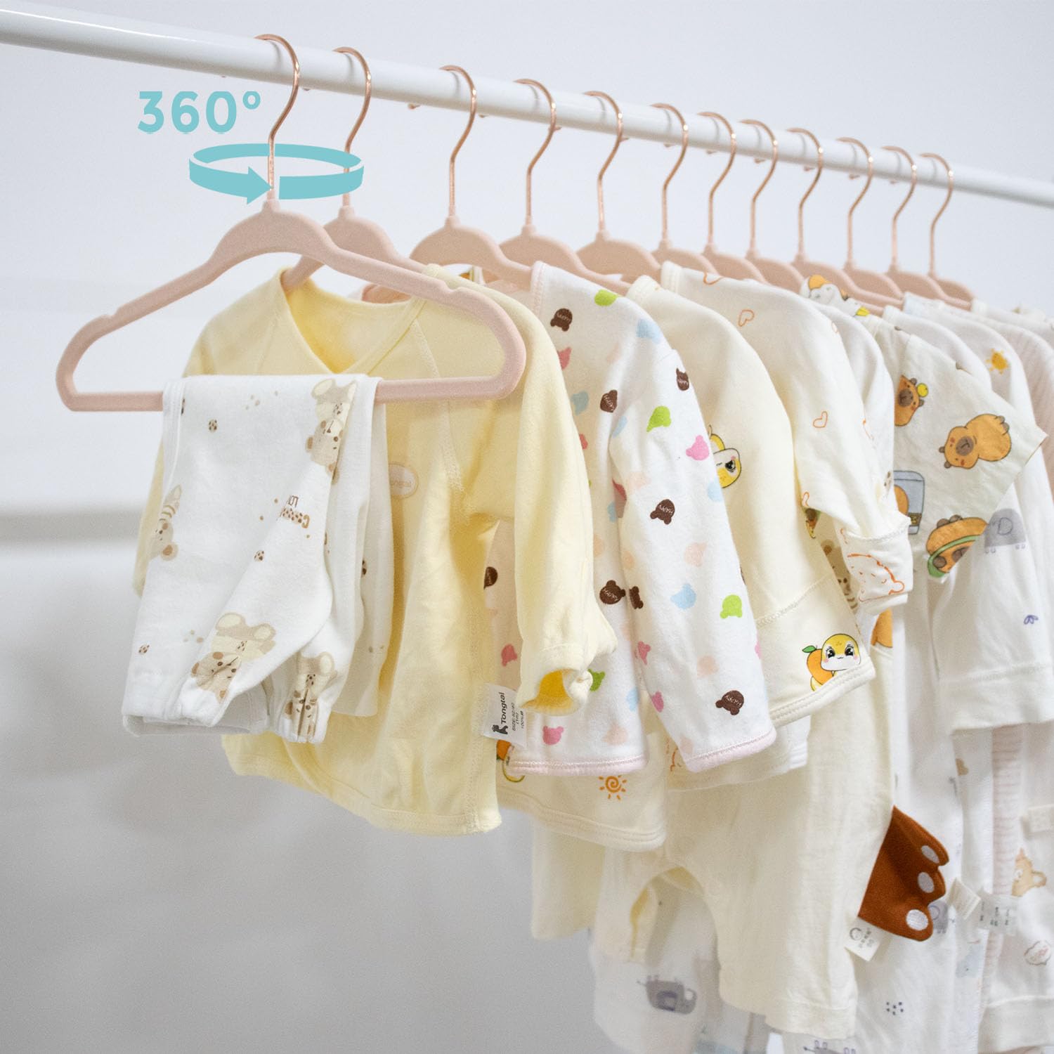 Tonswachic hangers support up to 10lbs per hanger