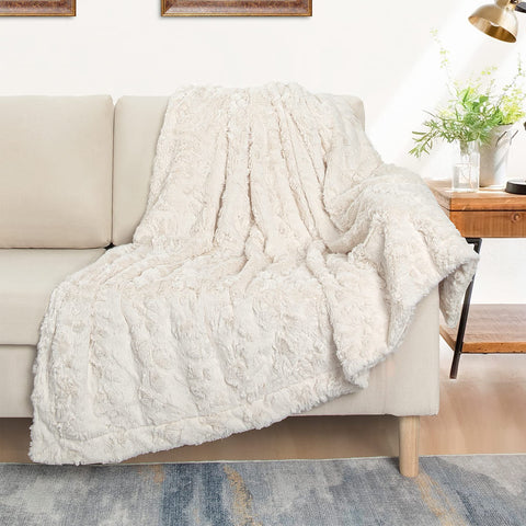 TOONOW faux fur throw size 51x67 inches ideal for couches and beds
