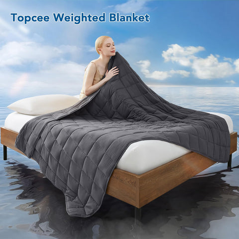 Topcee glass beads close-up highlights even weight distribution for calming feel