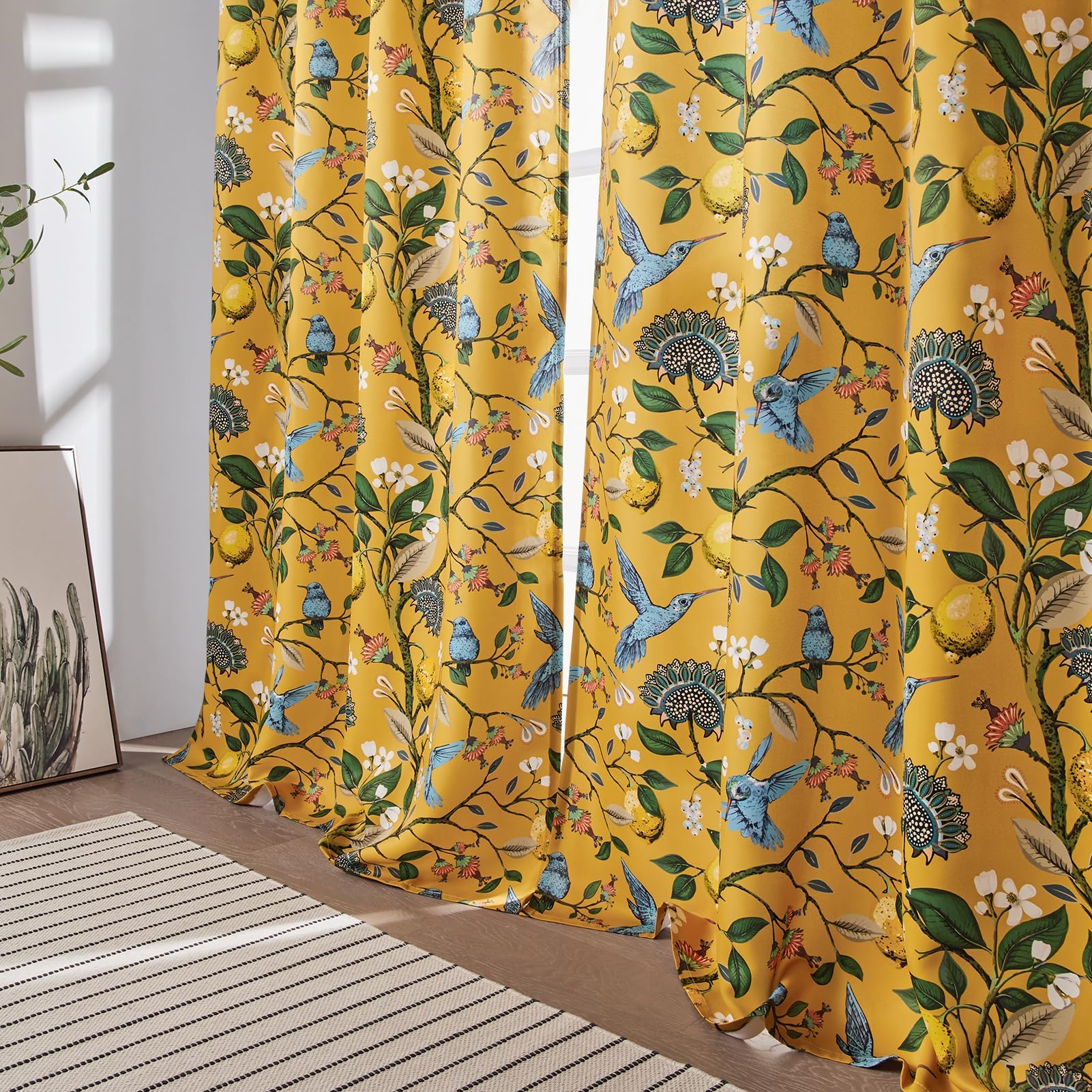 Topfinel thick fabric helps maintain room temperature year-round.