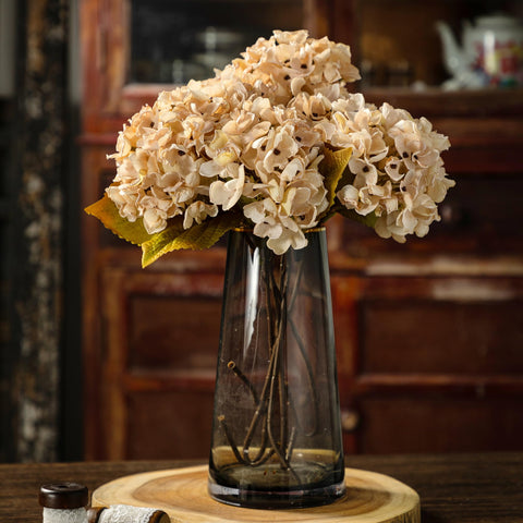 Topia durable hydrangea maintains color and shape over time.