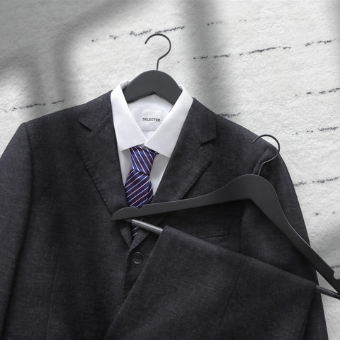 Topia Hanger bigger 0.5-inch notches prevent slipping of delicate straps